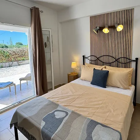 Edith's House - Adults Only Appartement Plage d'Almiros