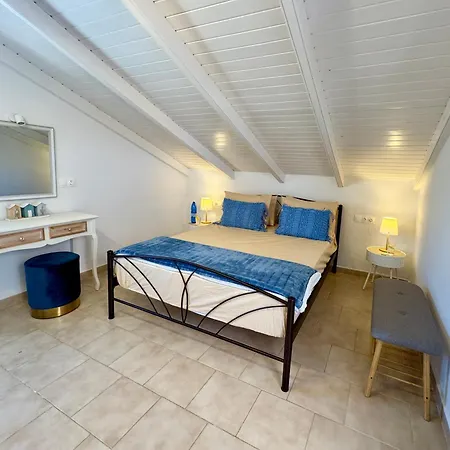 Edith's House - Adults Only Appartement Plage d'Almiros