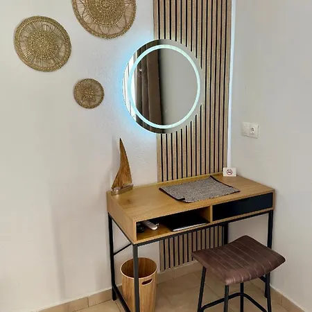 Διαμέρισμα Edith's House - Adults Only