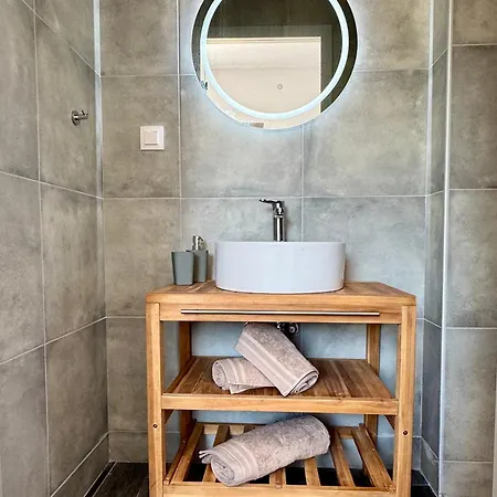 Διαμέρισμα Edith's House - Adults Only *