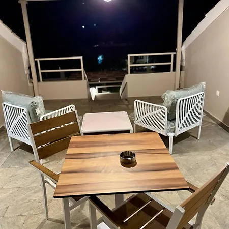 Edith's House - Adults Only Almiros strand