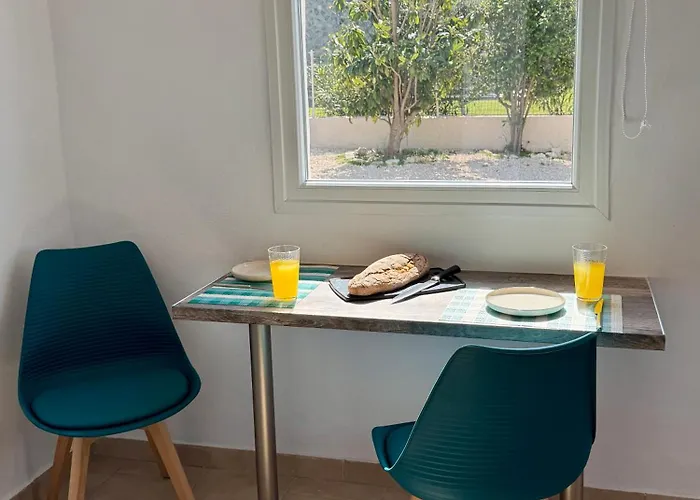 Edith's House - Adults Only Апартаменты *