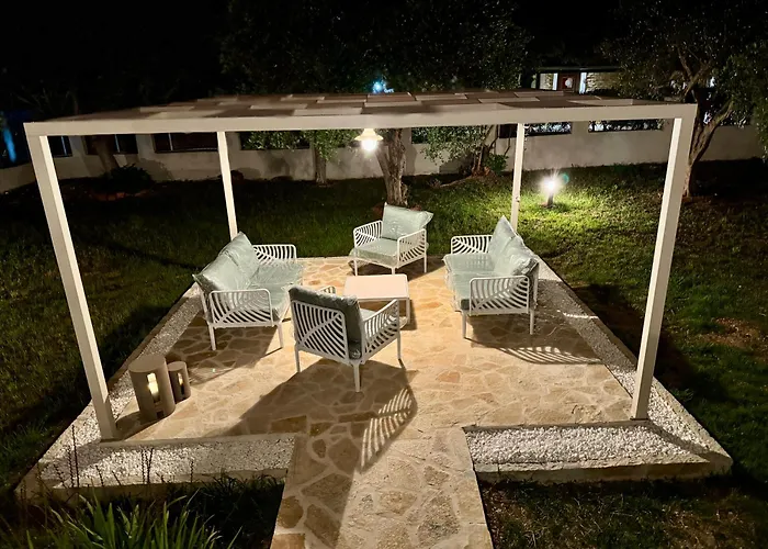 Edith's House - Adults Only Апартаменты